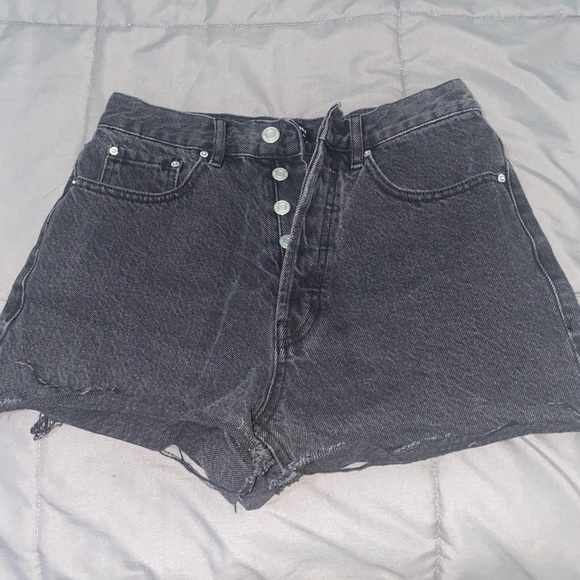 COPY - Playboy x Pacsun denim shorts - Picture 4 of 7
